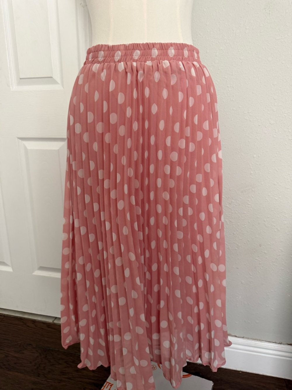 Pleated Polka Dot Midi Skirt - Pink